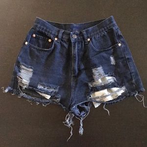 Signature 8 High Waisted Cutoff Shorts